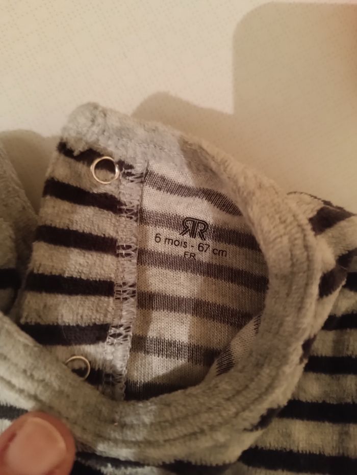 Lot de pyjamas - photo numéro 5