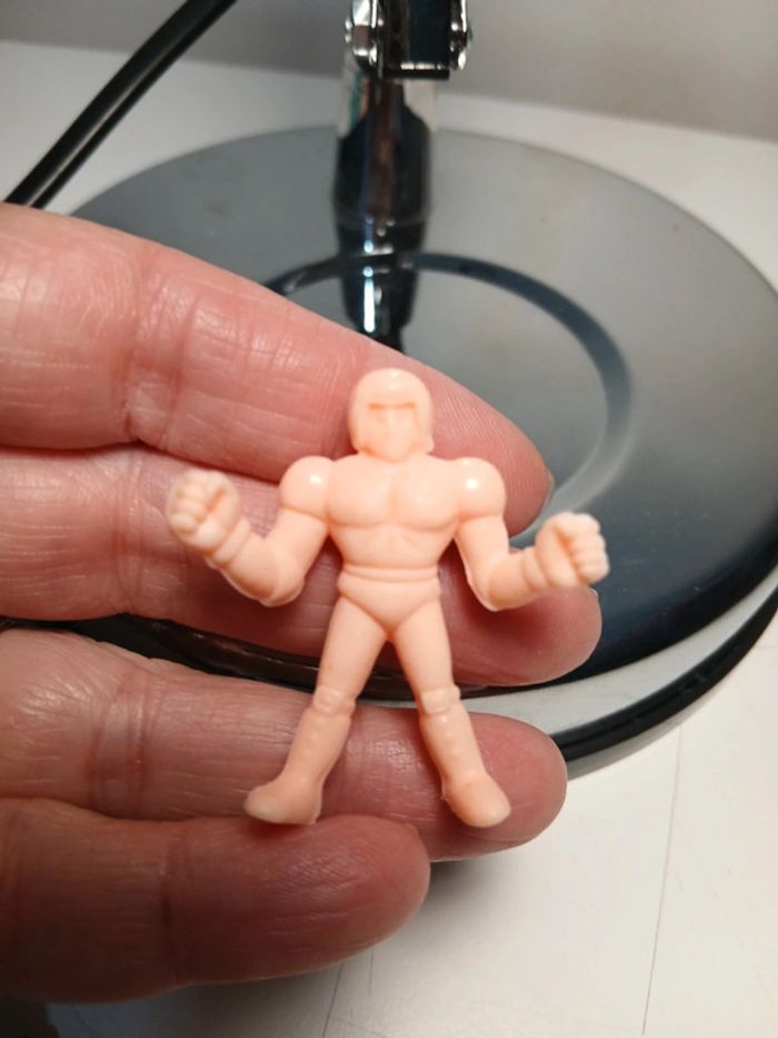 Lot 3 figurines musclor Cosmix meteor de la planète comor - photo numéro 11