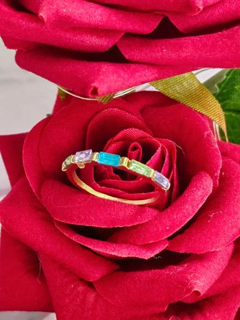 Bague fine avec pierres topaz en acier inoxydable