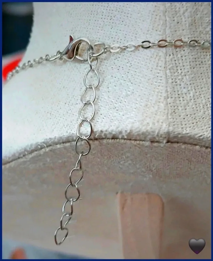 Collier trèfle argenté tendance porte bonheur - photo numéro 3