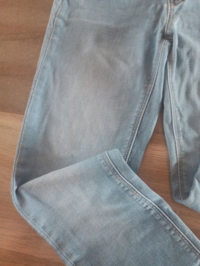 Jeans bleu clair - photo numéro 6