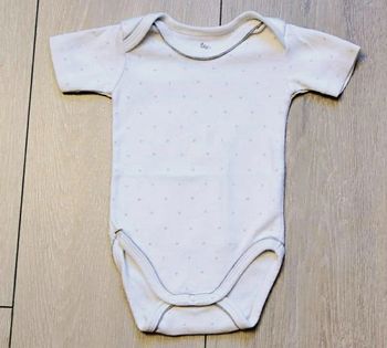 Body blanc. Garçon 3 mois. Marque Tex