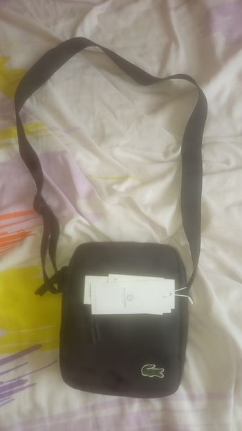 Sacoche lacoste