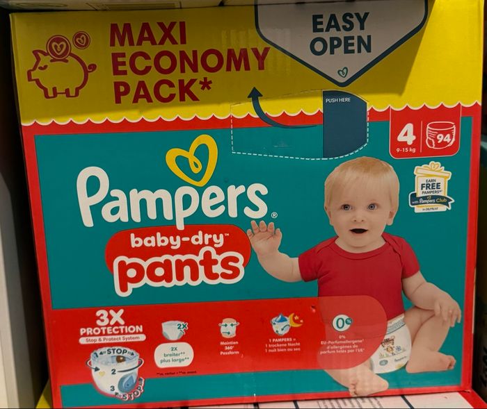 Couches Pampers pants taille 4