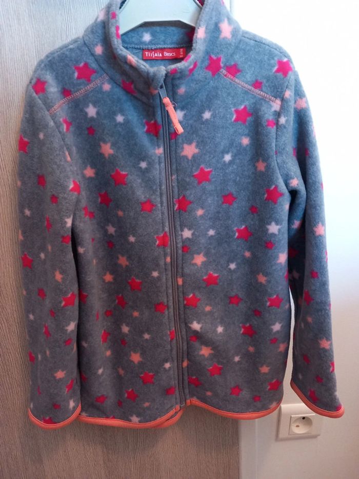 Gilet polaire à étoiles 8ans