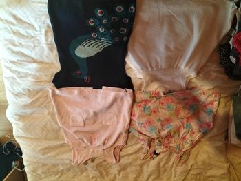 Lot robes manches courtes