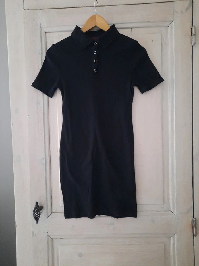 Robe moulante - photo numéro 2