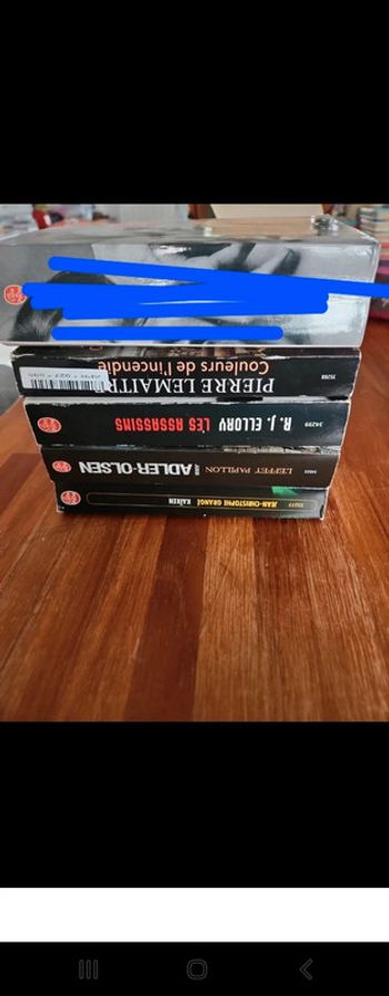 Lot de 4 livres : le livre de poche