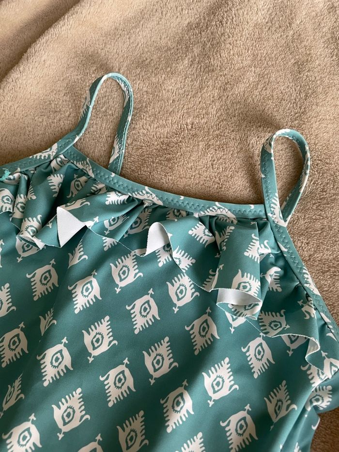 Lot 2 maillots de bain fille 12 mois - photo numéro 3
