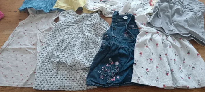 Lot vêtements fille été 12/18mois - photo numéro 3