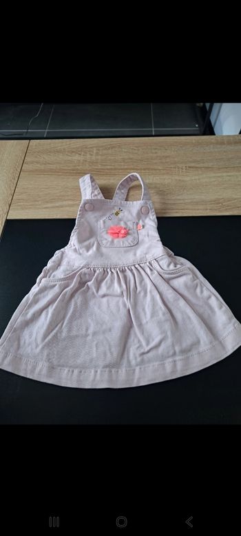 Robe.