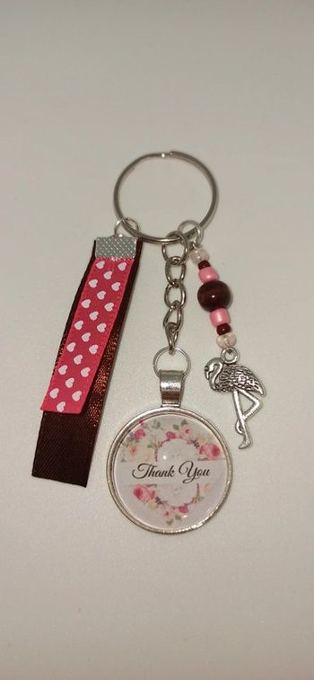 Cadeau merci ,porte clé ou bijoux de sac " thank you"