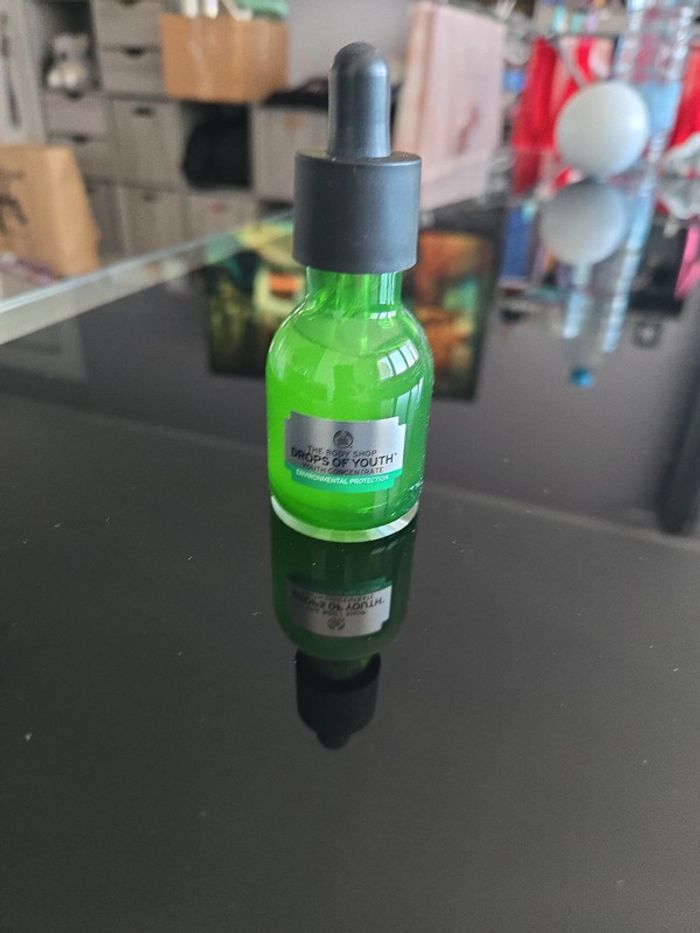 Sérum concentré jeunesse the body shop - photo numéro 2