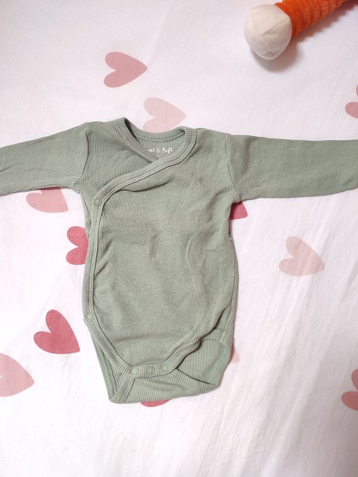 Lot de bodies bébé mixte - 50/56 cm - Très bon état - Miffy/Zeeman - photo numéro 4