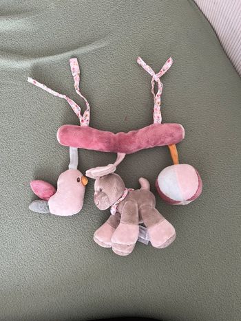 Jouets à suspendre nattou