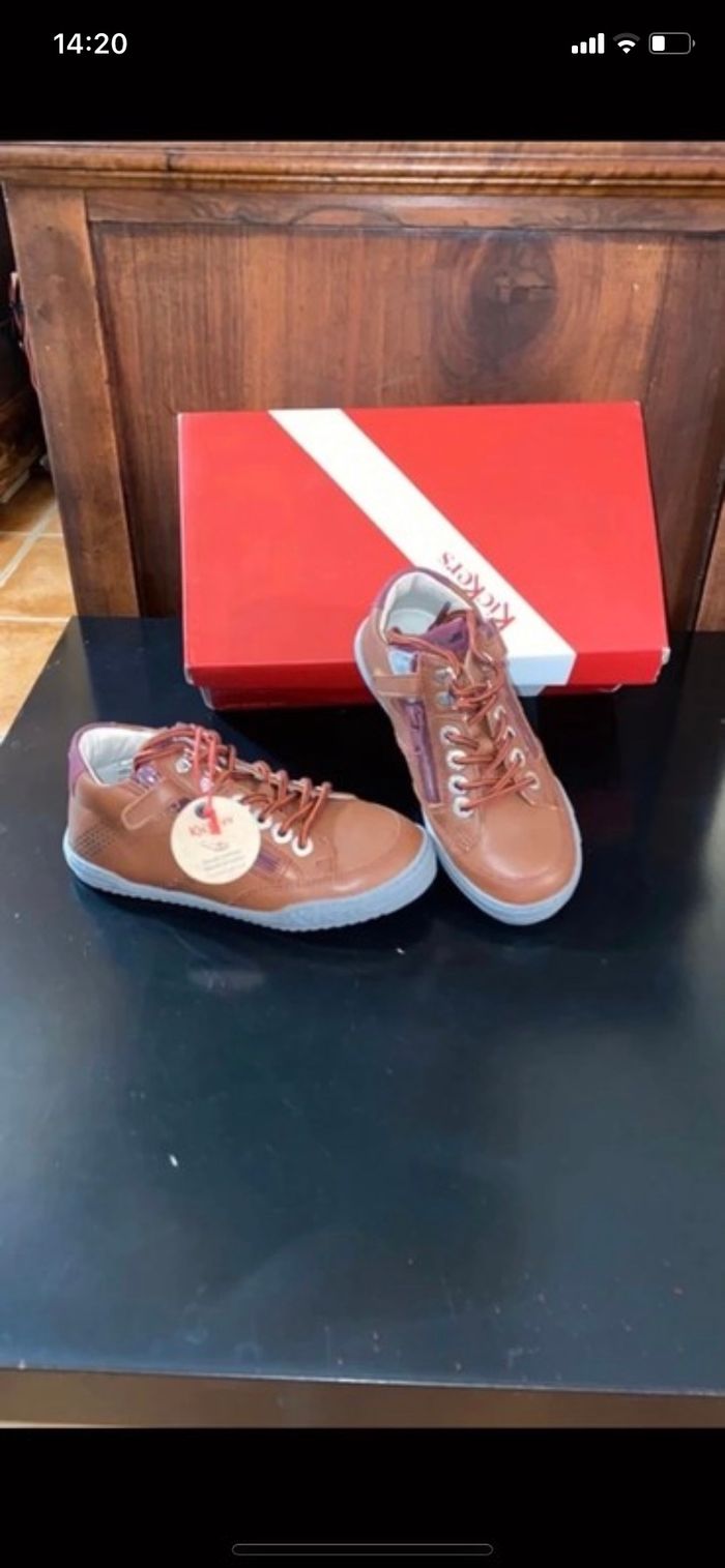 Chaussures kickers camel 30 neuve