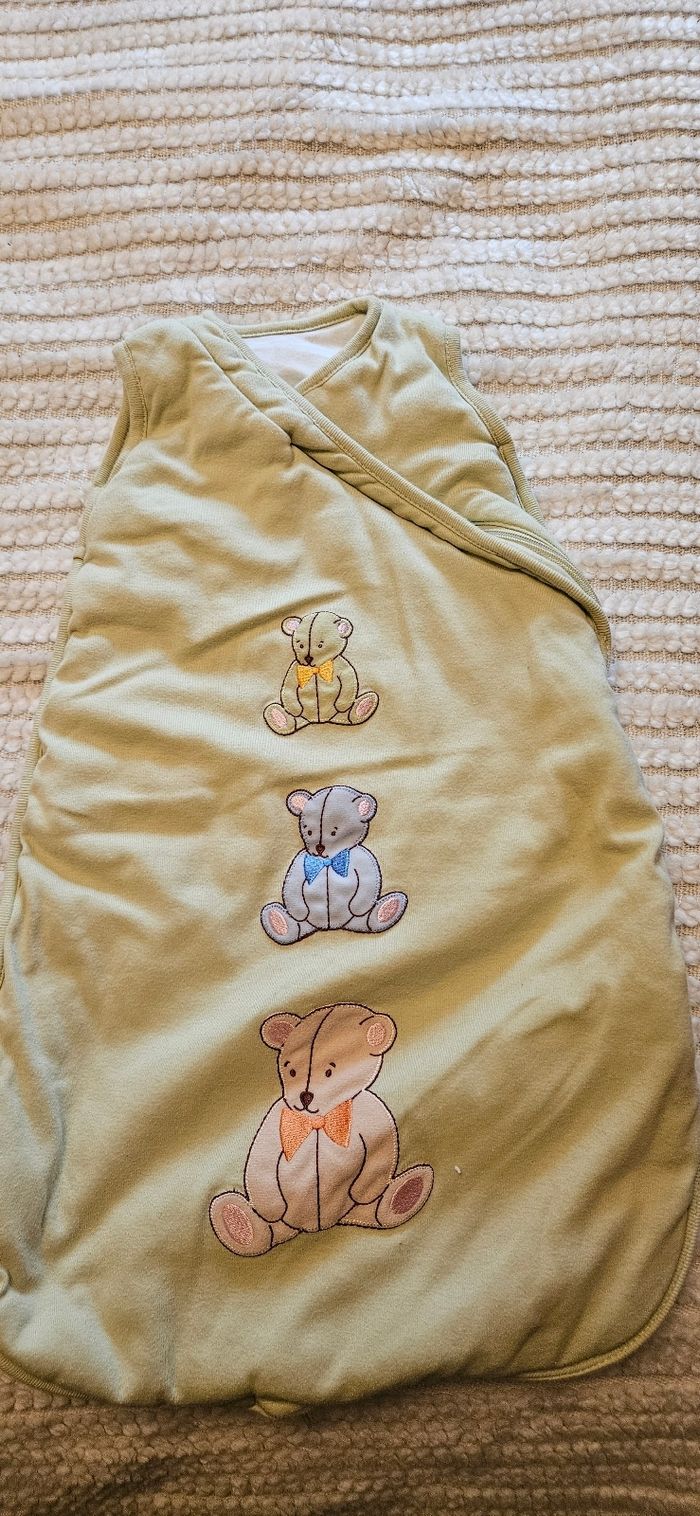 2 gigoteuses taille 0 à 6 mois - photo numéro 3