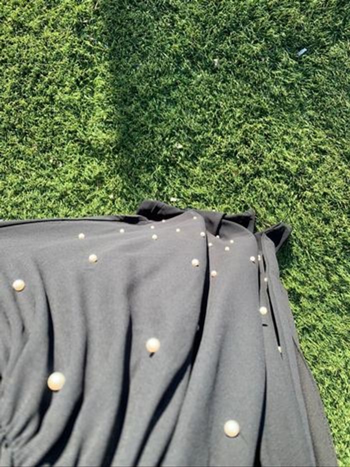 Robe noire à perles manche 3/4 fête soirée taille unique zara basic - photo numéro 3