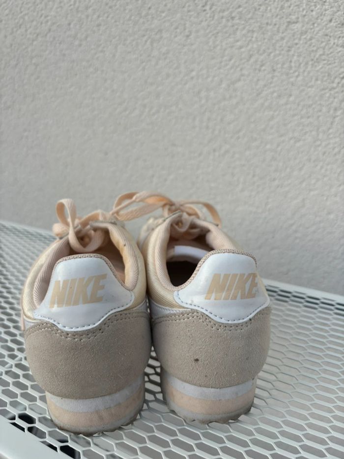 Paire de Nike Cortez - photo numéro 4