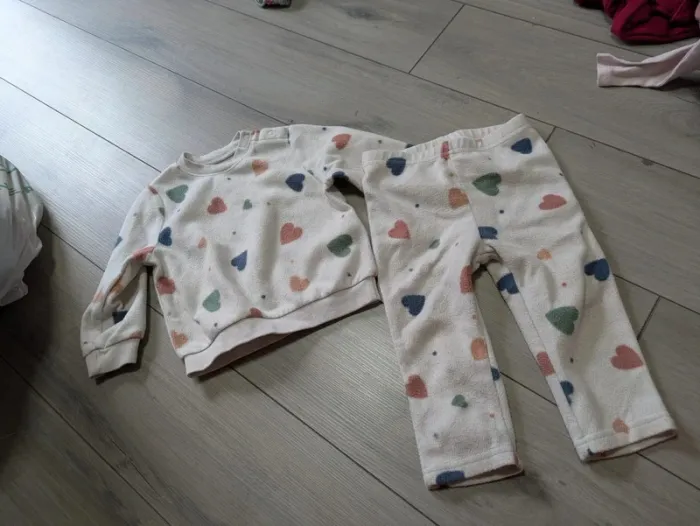 Pyjama polaire kiabi 18 mois coeur