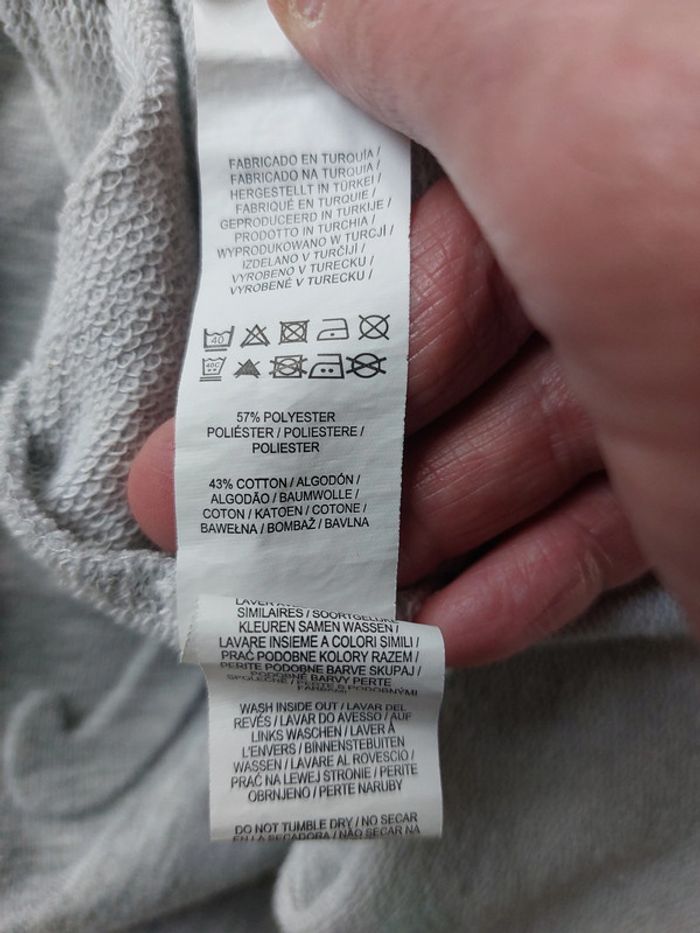 Sweat Pineapple Primark taille 11 / 12 ans - photo numéro 7