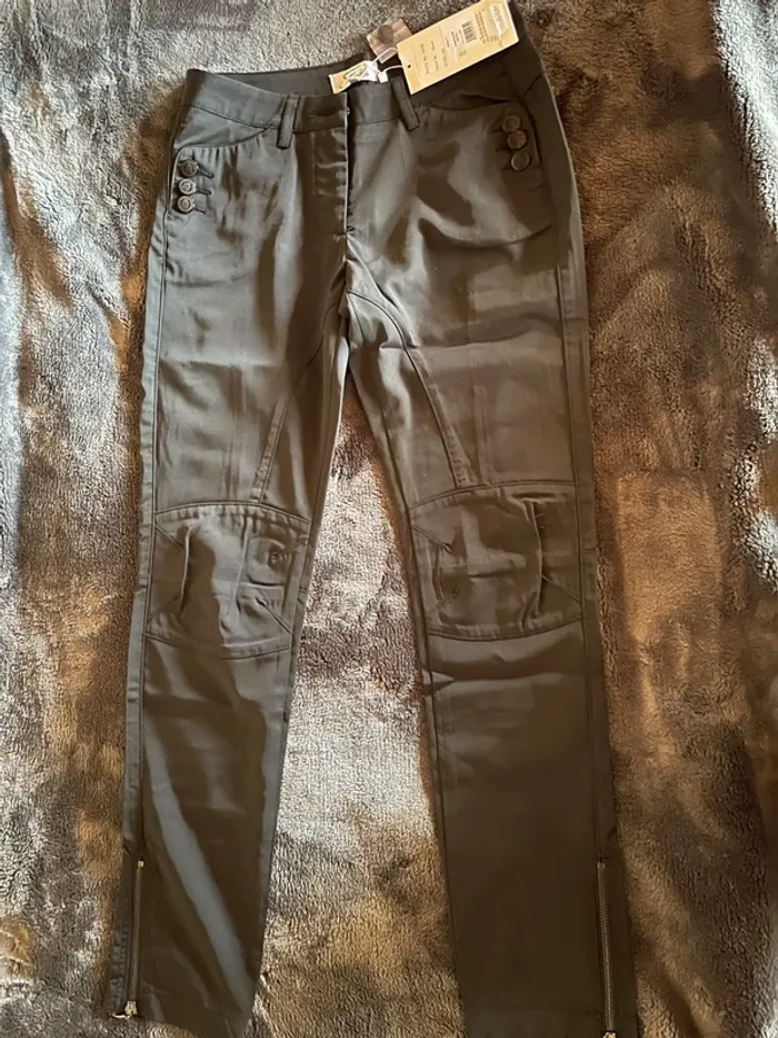 Très beau pantalon Faust - photo numéro 2