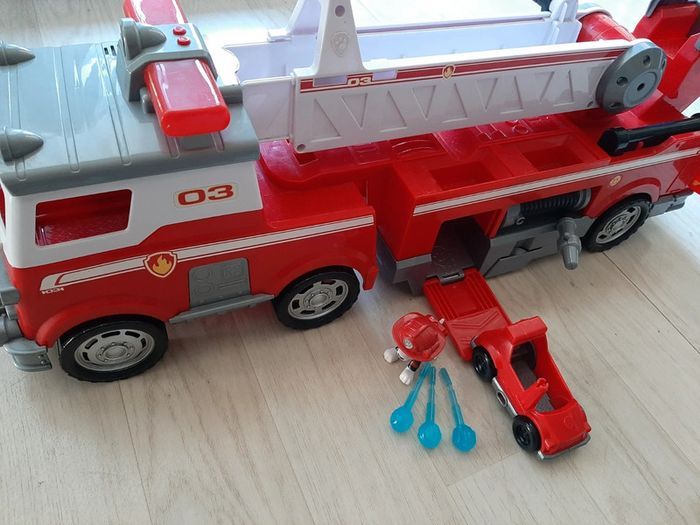 Camion De Pompiers Ultimate Rescue