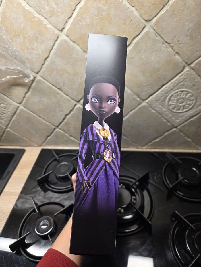 Monster high bianca barclay mercredi addams - photo numéro 5