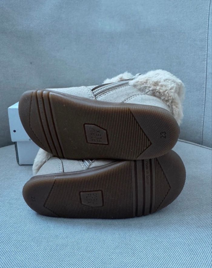 Bottines Piruflex neuves taille 23 - photo numéro 3
