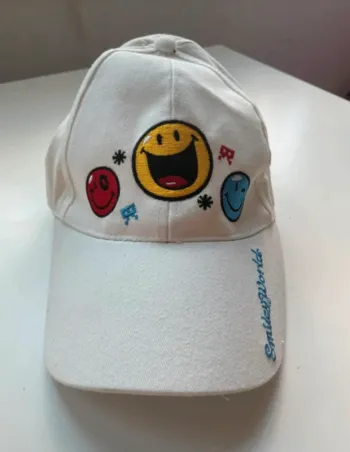 Casquette neuve smiley world taille 59