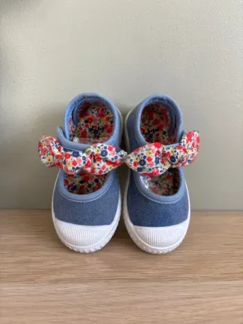 Chaussure bébé t20