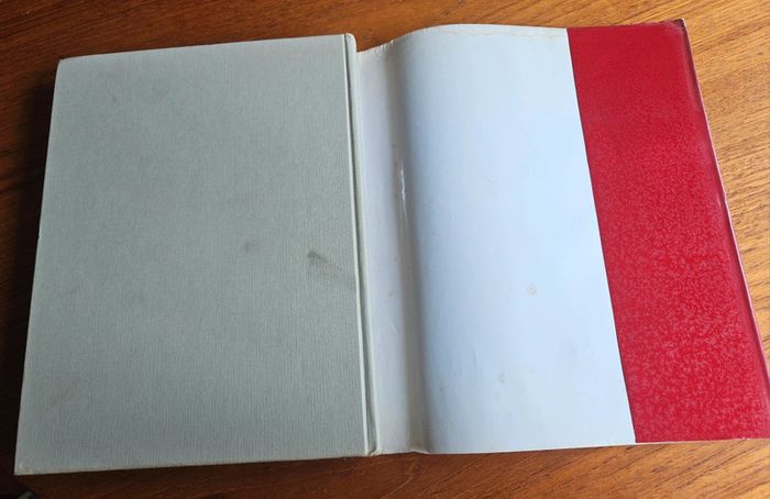 "Archives de Normandie".
242 pages.
ISBN : 2.85132.028.9 - photo numéro 12