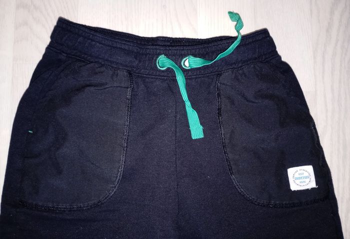 Short en sweat noir Domyos 
T. 8 ans - photo numéro 2