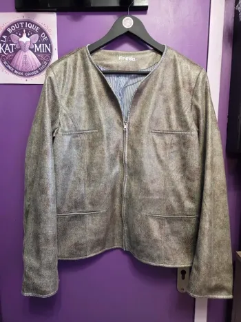 Veste simili cuir Freda Paris – T44