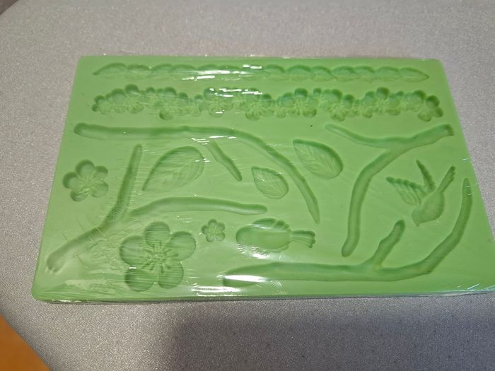 Beau lot de 2 moules silicone fleurs, feuilles, branches, oiseaux, frises neuf - photo numéro 4
