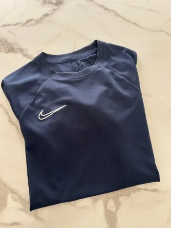 T-shirt Nike bleu marine taille m
