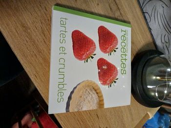 LIVRE MES MEILLEURS RECETTES DE TARTES ET DE CRUMBLE