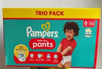 96 couches culottes Pampers baby dry taille 6