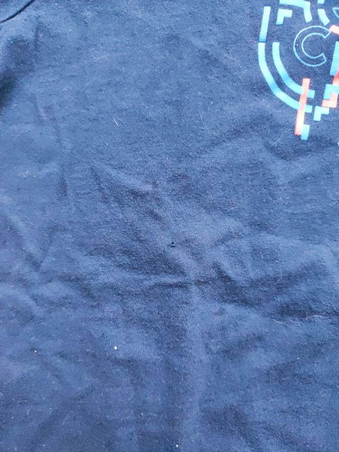 Lot de 2 t-shirts garçon taille 12 ans. - photo numéro 3