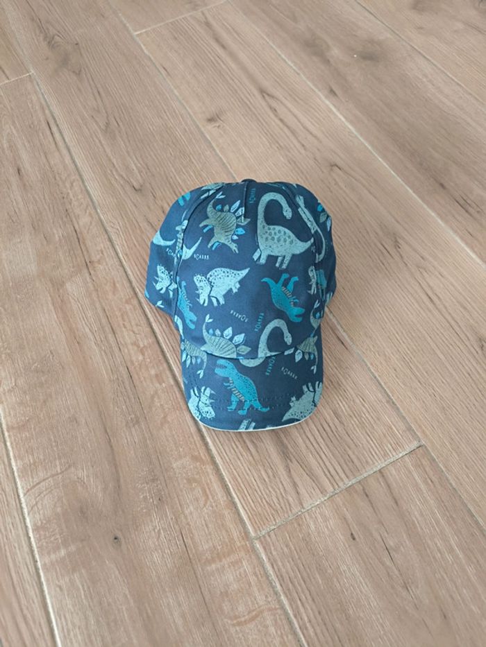 Casquette dinosaure