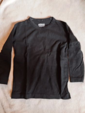 Tee-shirt manches longues noir taille 2 ans