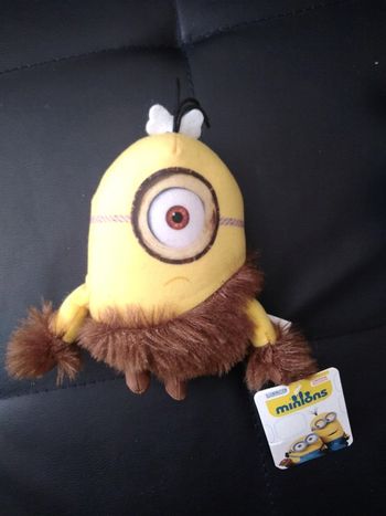 Peluche Minion préhistorique