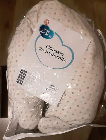 Coussin de maternité mots d'enfant