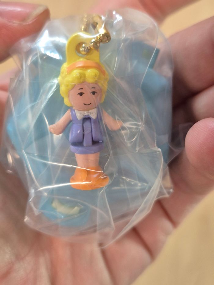 Gashapon charm Polly Pocket : 1992 Polly in the nursery - photo numéro 3