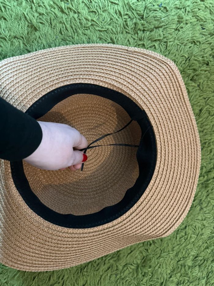 Chapeau beige ruban noir abeille reglable - photo numéro 3