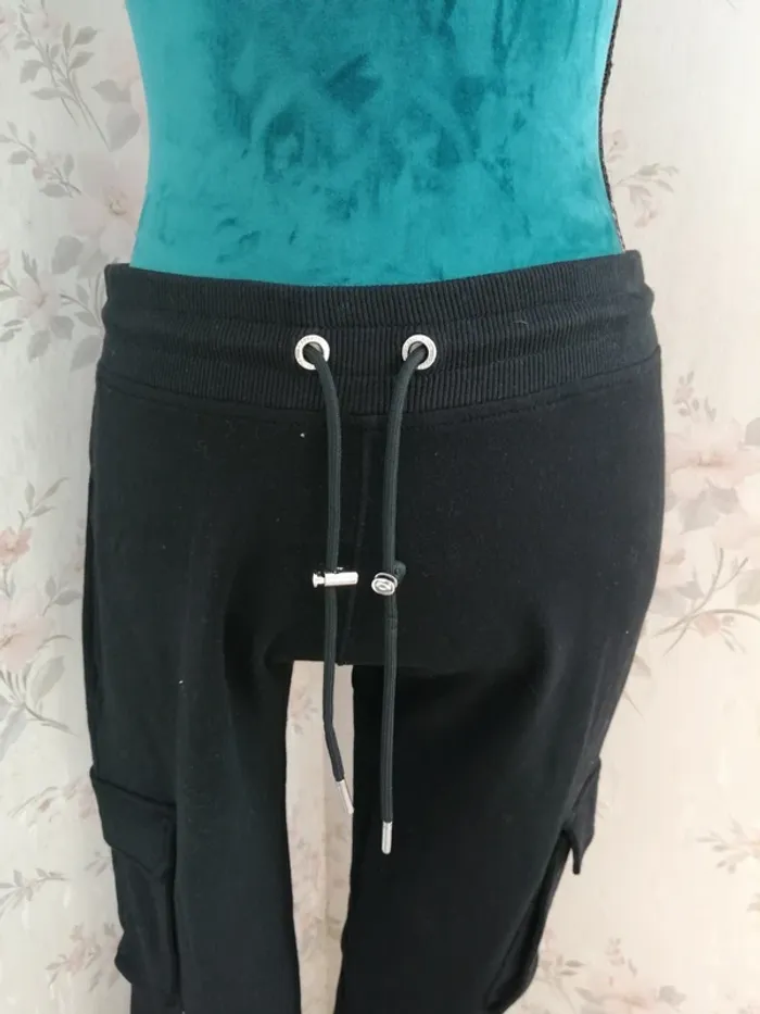 Pantalon jogging cargo noir coupe military fermeture éclair chevilles / sweet pants / (L) - photo numéro 3
