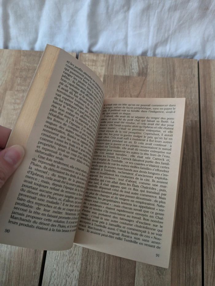 Lot livres Robin Hobb - photo numéro 6