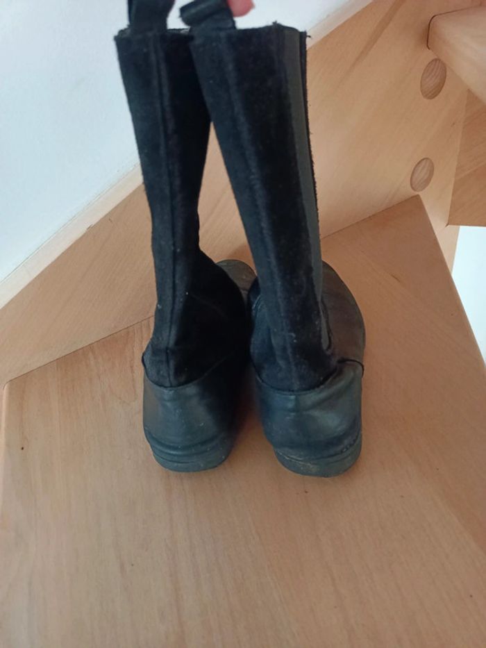 Bottes pointure 34 - photo numéro 3