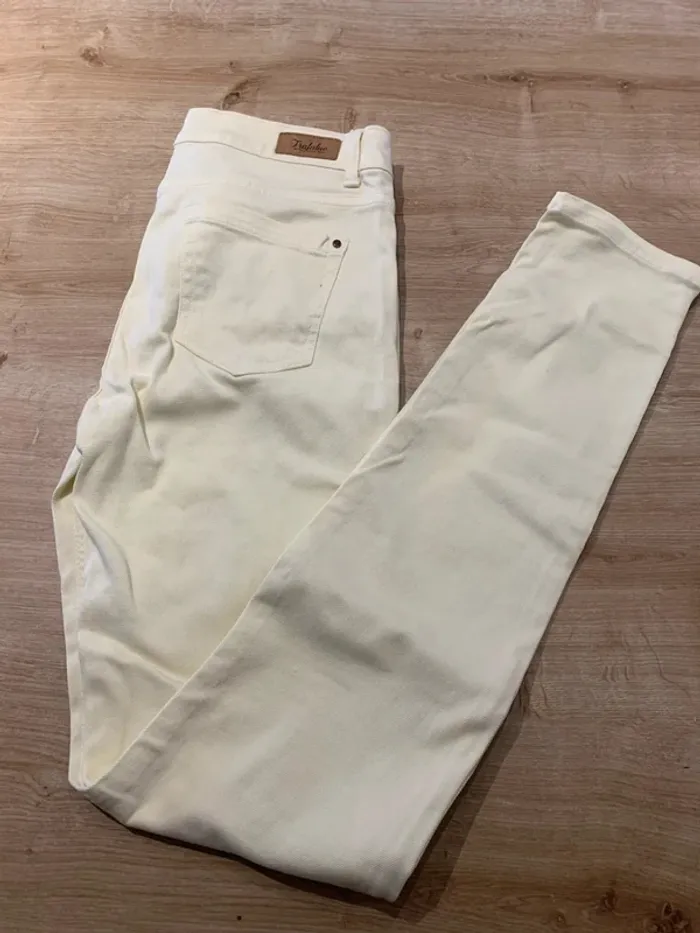 Jean jaune Zara - Taille 36