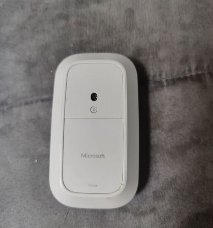 Souris sans fil Microsoft - photo numéro 2